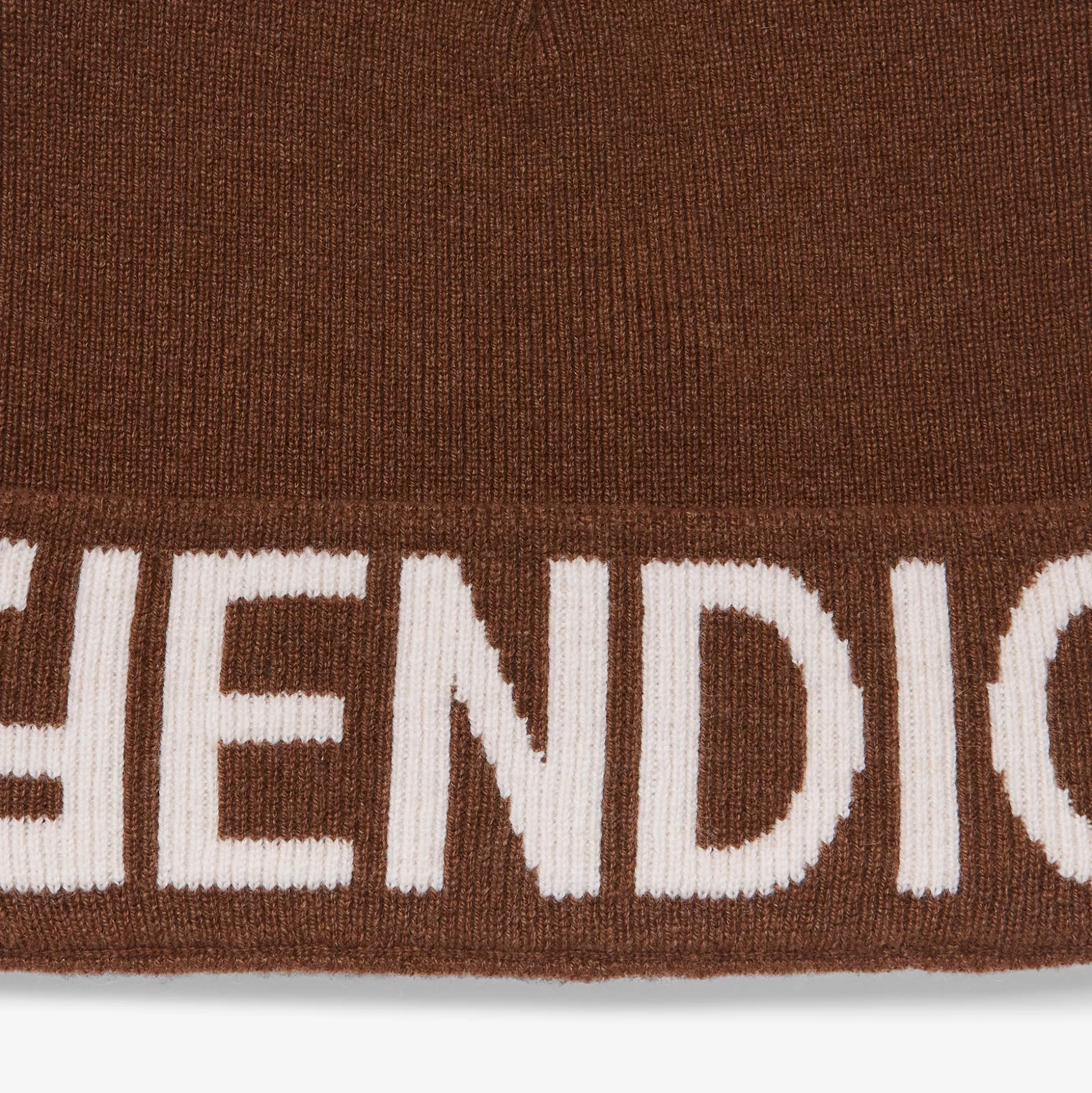 Women Fendi Hats & Gloves | Beanie