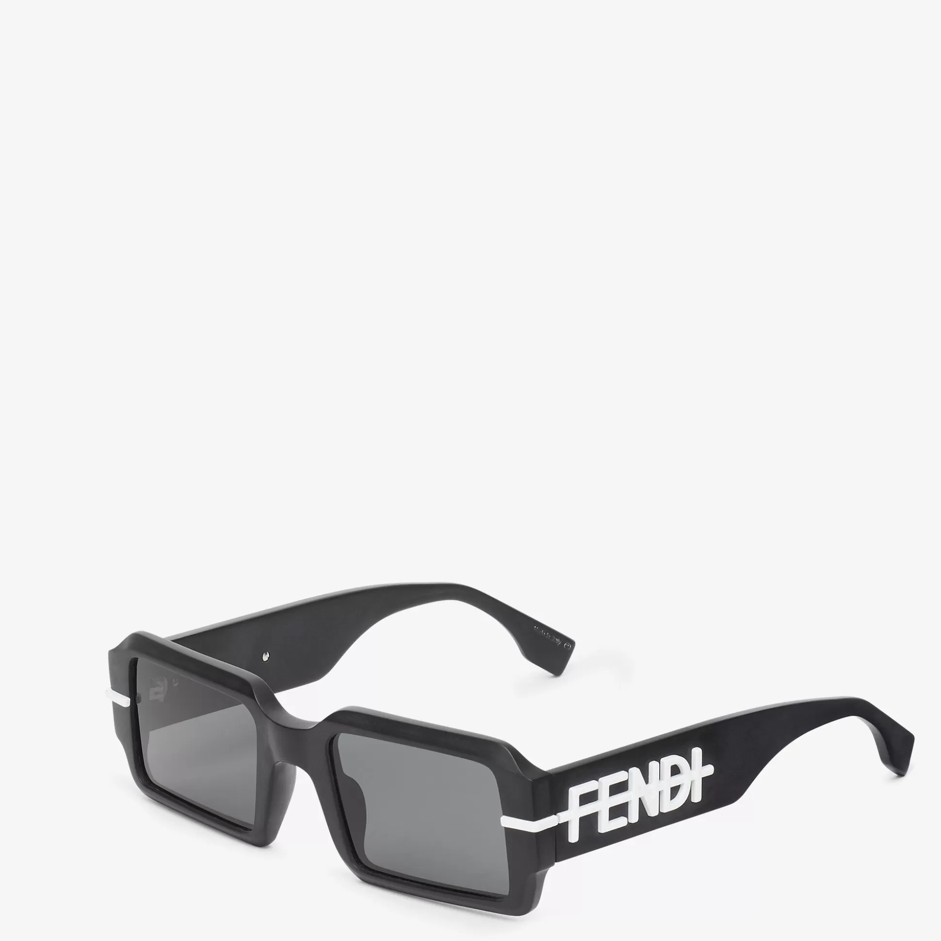 Fendi Sunglasses | graphy